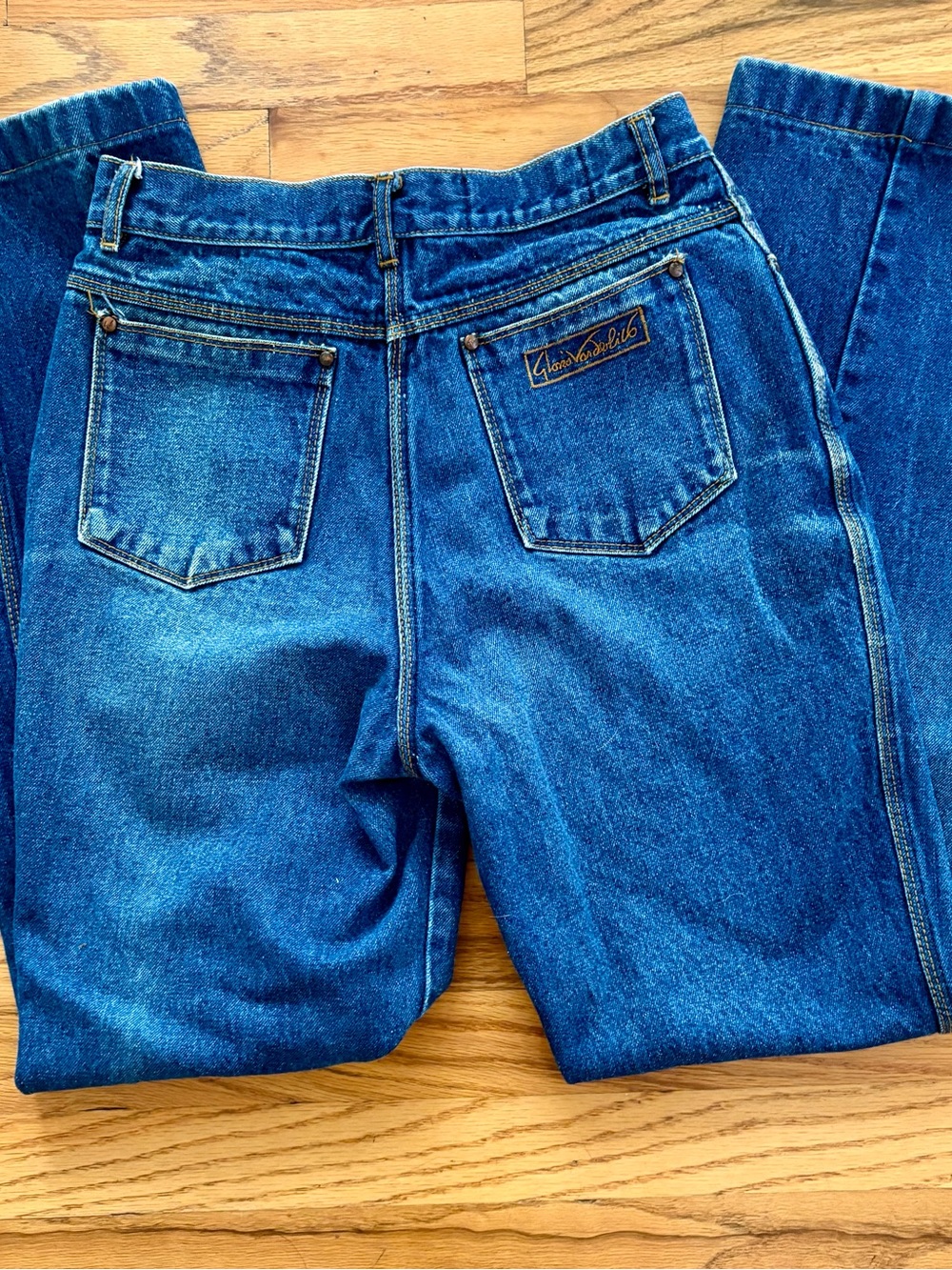 Gloria Vanderbilt Murjani jeans